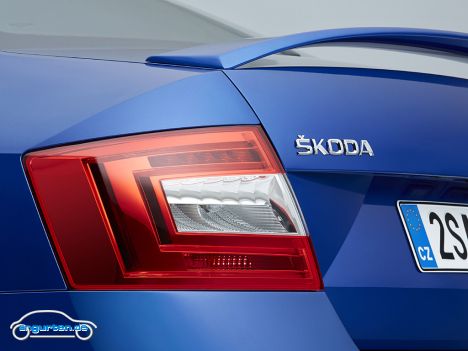 Skoda Octavia RS - Bei der kombinierten Verbrauchsmessung sticht besonders der Diesel hervor. Dieser soll im Normzyklus mit Schaltgetriebe nur 4,6 Liter auf 100 km verbrauchen. Das reicht noch für Effizienzklasse A.