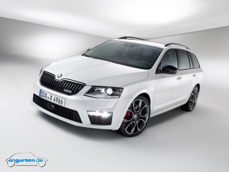 Skoda Octavia RS Combi - Parallel zur Limousine bringt Skoda auch direkt wieder den Kombi des Skoda Octavia RS