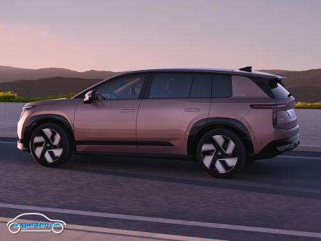 Skoda Peaq (2026) - Die Antriebe stammen natürlich aus dem VW-Baukasten und sind mit denen des ID.4 identisch. 150 kW, 210 kW jeweils mit Heckantrieb und 220 kW als Allrad.