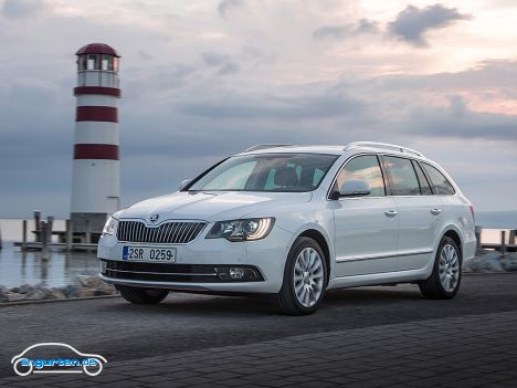 Skoda Superb Combi Facelift 2014 - Nach der Einführung des Skoda Octavia und des Rapids macht Skoda sich nun auf, die anderen Modelle ins neue Design zu bringen.