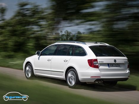 Skoda Superb Combi Facelift 2014 - Seitenansicht