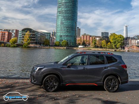 Subaru Forester 2023 (Edition Exclusive Cross) - Seitenansicht