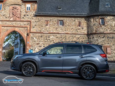 Subaru Forester 2023 (Edition Exclusive Cross) - Seitenansicht