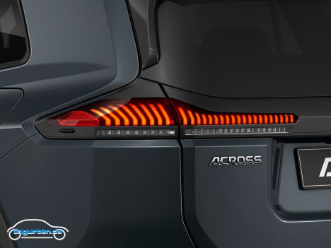 Suzuki Across 2027 - Heckleuchten Detail