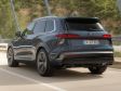 Audi Q7 (2027) - Der Einstiegspreis steigt damit nach bisheriger Ankündigung um satte füntausend Euro an. Das ist heftig.