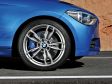 BMW 1er - 3 Türer - Felge und Radkasten. Blaue Bremssättel beim M135i
