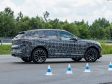 BMW X5 (2027) getarnt - In Stückzahlen sollten X5 / iX5 dann im Frühjahr 2027 verfügbar sein.