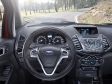 Ford Ecosport - Im Innenraum die fordtypische Anordnung und Farbkombination.