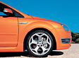 Der Focus ST ist vorne mit 320mm innenbelüfteten Bremsscheiben und natürlich ABS ausgestattet. Hinten verrichten 280mm Bremsscheiben ihren Dienst.