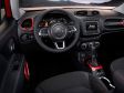 Jeep Renegade Latitude - Das Cockpit ist aufgeräumt, wirkt aber nicht luxuriös