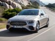 Mercedes E-Klasse Limousine Facelift 2020 - Viel verändert: Kühlergrill jetzt oben schmal und unten breit. Das schafft ein vollkommen neues Aussehen. Fast schon mit dem AMG GT zu verwechseln.