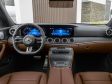 Mercedes E-Klasse Limousine Facelift 2020 - Im Innenraum ist nun auch wie in vielen anderen Modellen MBUX mit den zwei großen Bildschirmen eingezogen.