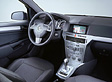 Das Cockpit des Opel Astra Caravan.