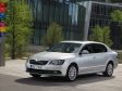 Skoda Superb Limousine Facelift 2014 - So bekommt auch der Skoda Superb einen deutlich breiteren Kühlergrill und veränderte Scheinwerfer