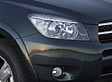 Detail der Beleuchtungsaggregate: Lampen am RAV4 sind aus Klarglas.