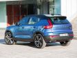 Volvo XC40 - Farbe: Bursting Blue / Dach schwarz (nur für R-Design)