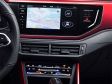 VW Polo VI GTI Facelift 2021 - Mittelkonsole mit Navigationssystem Discover Pro (Sonderausstattung). Die Klimaanlage hat sich deutlich verändert.