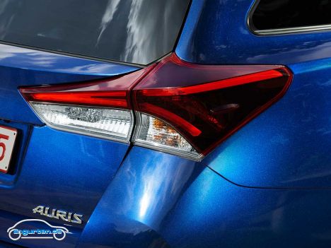 Toyota Auris Touring Sports Modelljahr 2017 - Bild 6