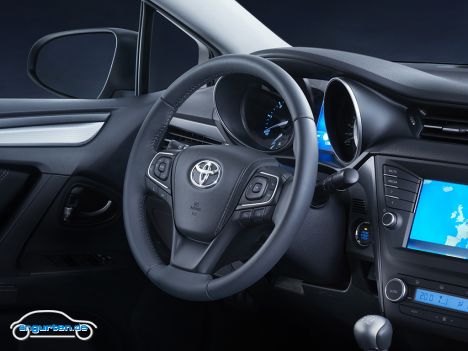 Toyota Avensis Combi 2015 - Bild 7