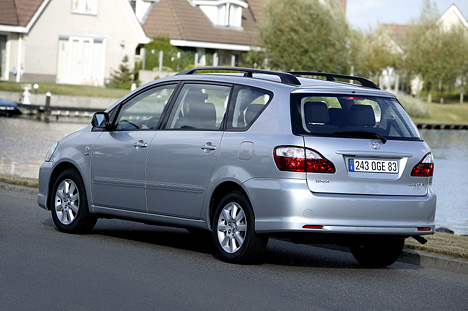 Toyota Avensis Verso - Heck