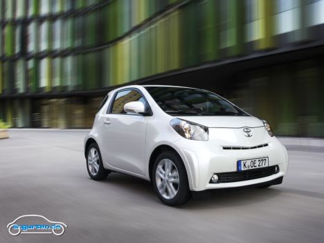 Toyota iQ