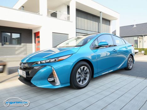 Toyota Prius IV Plug-in Hybrid - Bild 1