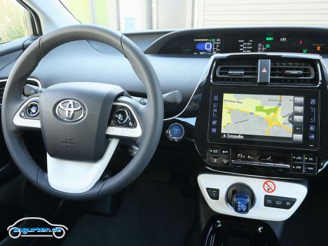 Toyota Prius IV Plug-in Hybrid - Bild 8
