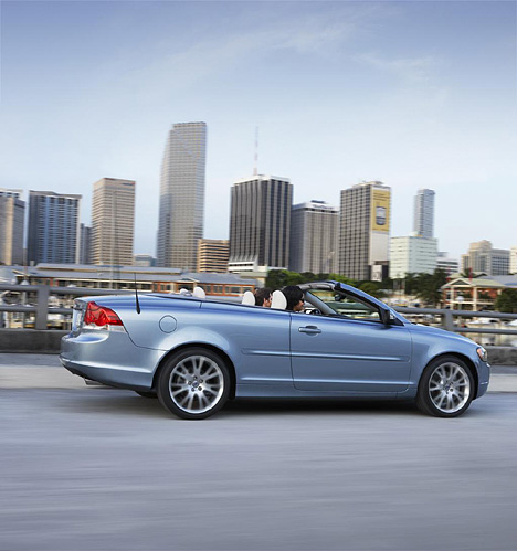 Volvo C70 - offen