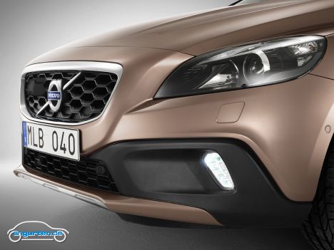 Volvo V40 Cross Country - Der V40 Cross Country ist zwar kein richtiger Geländewagen, fühlt sich dort aber dennoch wohl.