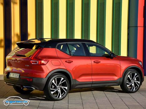 Volvo XC40 - Farbe: Fusion Red / Dach schwarz - gibt es auch als Einfarbenlackierung