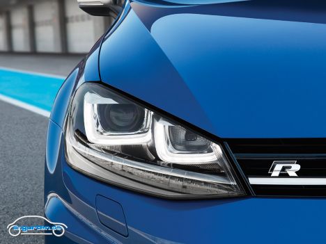 VW Golf VII R - Xenon-Licht und Tagfahrlicht in der neuen U-Form sind beim Golf VII R selbstverständlich …