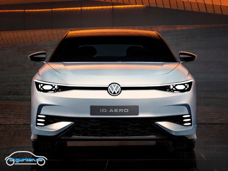 VW Studie ID.AERO - Die Limousine des Passat ist ja ohnehin schon seit dem letzten Facelift in Deutschland eingestellt.