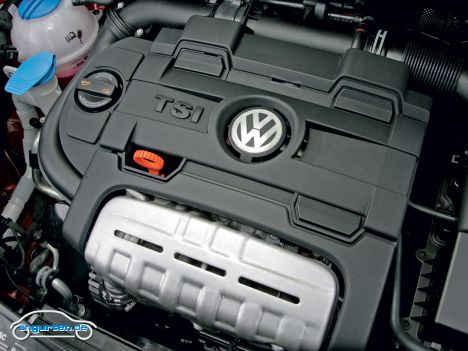 VW Touran  - Motorraum