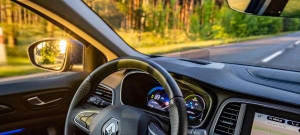 Wer häufig dienstlich unterwegs ist, benötigt ein Fahrtenbuch. - Foto: pixabay.com