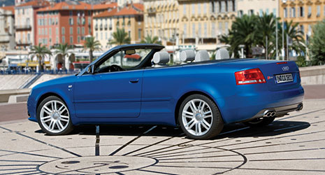 Audi S4 Cabriolet Innenraum Interieur