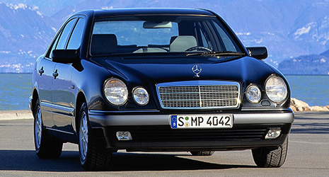 Mercedes Benz E Klasse Limousine W 210 Abmessungen Technische Daten Lange Breite Hohe Gepackraumvolumen Mercedes Benz E Klasse Limousine W 210 Abmessungen Technische Daten Lange Breite Hohe Gepackraumvolumen