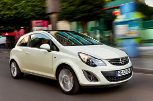 Den Opel Corsa gibt es ab sofort auch mit dem 1.4 Turbo und 120 PS. Start/Stop ist serienmäßig. Bild: Opel