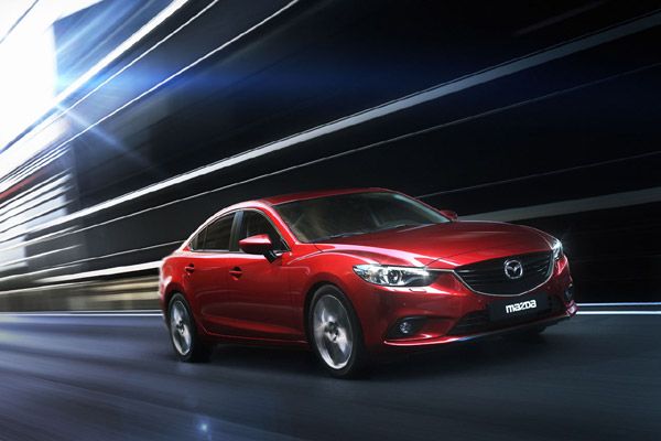 30% aller Käufer entscheiden sich beim Mazda6 für Rubinrot Metallic. Nachvollziehbar! Bild: Mazda