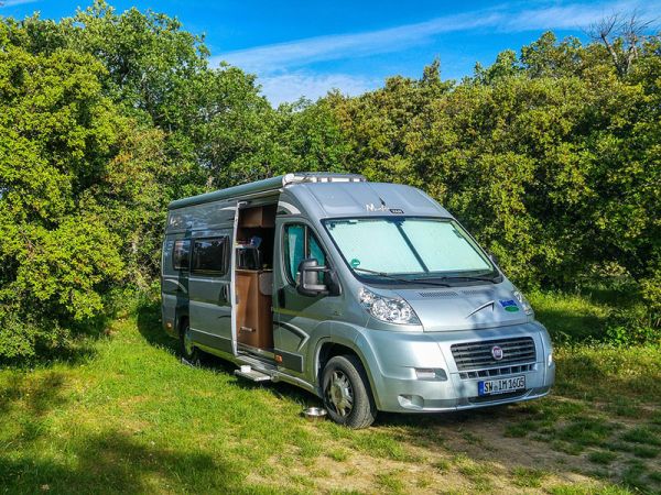 Vorbereitungsn für den Urlaub im Wohnmobil: Achtung Stellplatzmangel. Bild: 