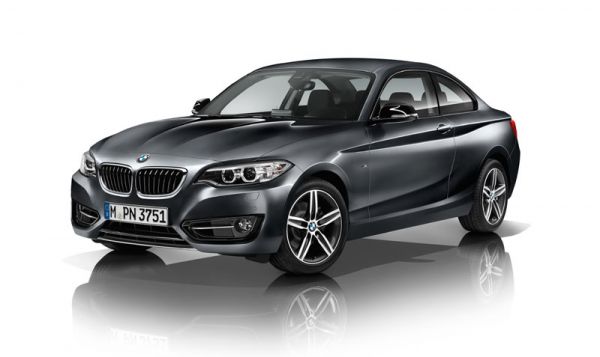 Das BMW 218i Coupe jetzt mit 136 PS Dreizylinder als Einstiegsmotorisierung. Bild: BMW