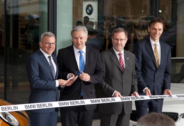 Geplant. Gebaut. Fertig gestellt. Geht auch in Berlin. Die neue BMW-Niederlassung. Bild: BMW