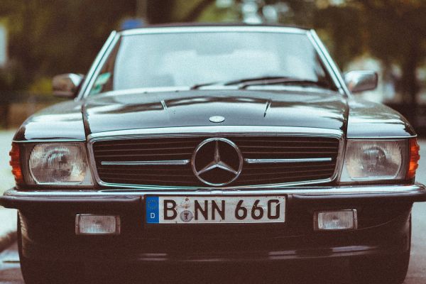 Jedes aktiv betriebene Auto muss über das Kennzeichen eindeutig identifizierbar sein. / Foto: pixabay.com (2592136)