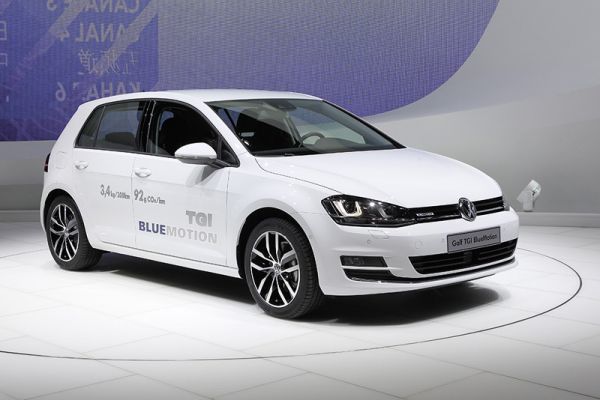 Ab sofort bestellbar: Der VW Golf TGI BlueMotion (Bild: VW)