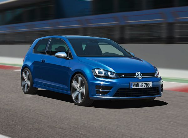 300 PS - also 70 PS mehr als der Golf VII GTI - Das ist ein R wert. Bild: VW