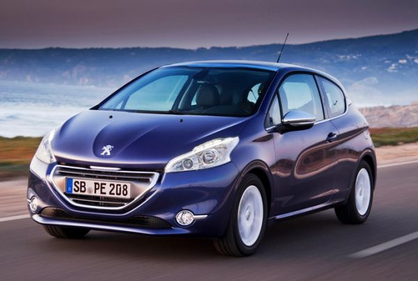 Den Peugeot 208 gibt es ab September 2012 auch mit sparsamen Dreizylinder-Benzinmotoren