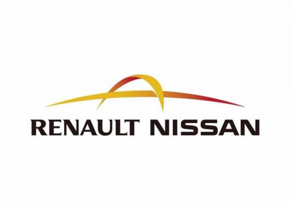 100.000 Elektrofahrzeuge von Nissan und Renault. 
