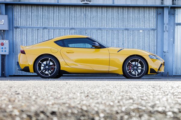 Den Toyota GR Supra gibt es ab März auch mit Zweiliter Motor und 258 PS. Bild: Toyota