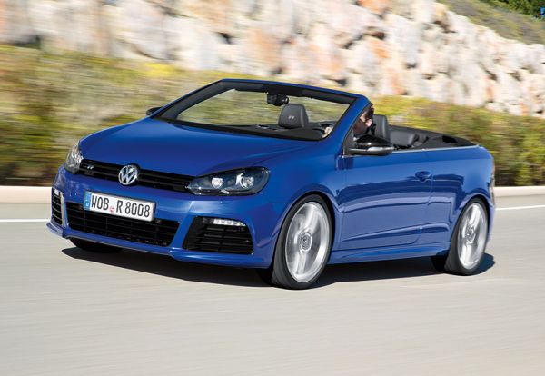 Sportliches Cabrio: Das Golf VI R Cabrio holt aus dem 2.0 TSI 265 PS. Preis: knapp über 43.000 Euro. Bild: VW