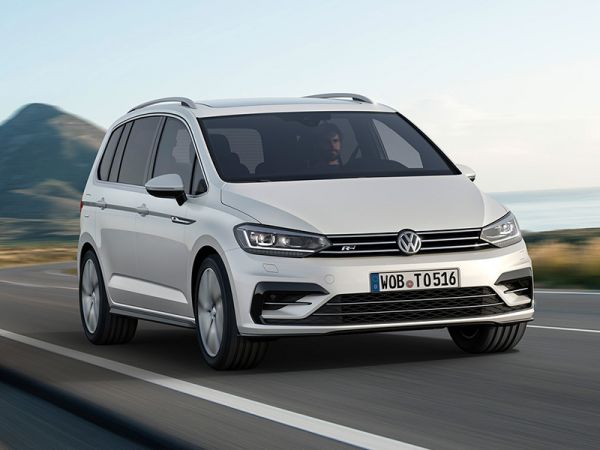 Der neue VW Touran II wirkt deutlich erwachsener und sportlicher als der seit 12 Jahen gebaute Vorgänger. Bild: VW