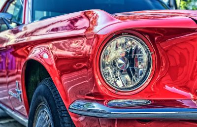 Oldtimer benötigen die richtigen Ersatzteile. - Foto: pixabay.com (2705402)